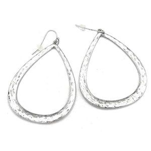 PD-21 Premier Designs Jewelry Malibu Earrings in Matte Silver RV$37
